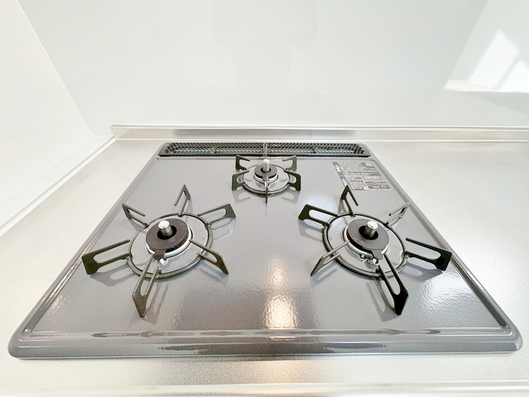 設備 ３口コンロ