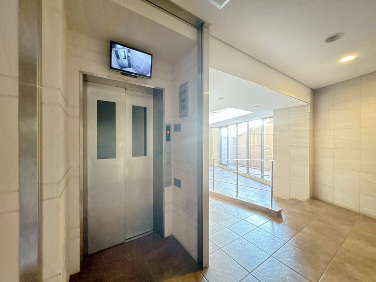 その他 エレベーターの管理も、きちんと行き届いてます。