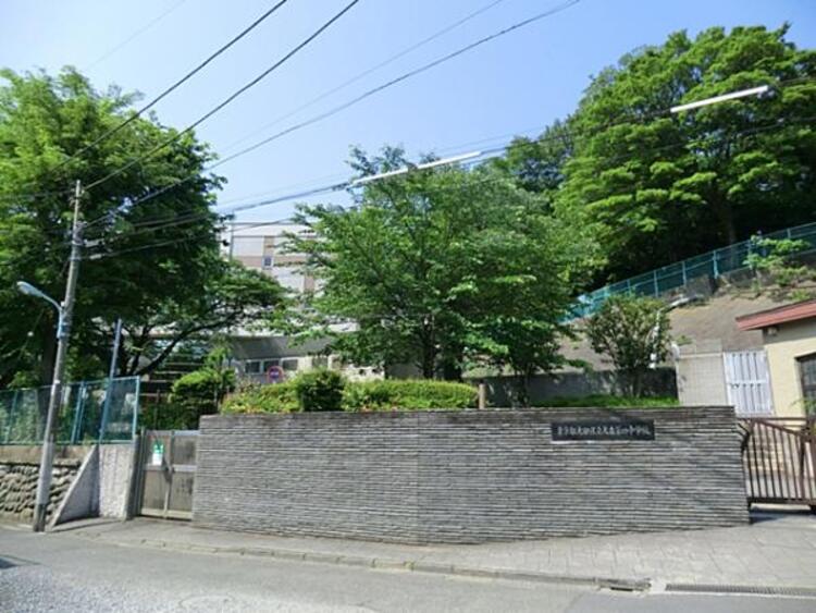 周辺 大田区立大森第四中学校　480ｍ