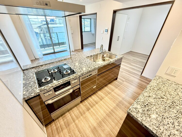 その他 使いやすくスタイリッシュなキッチン空間になっております。