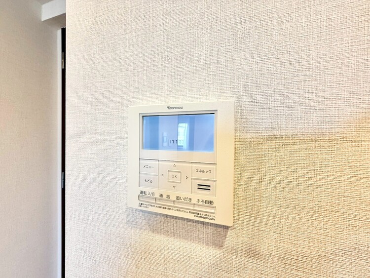 その他 見やすい画面で操作しやすい給湯パネル。