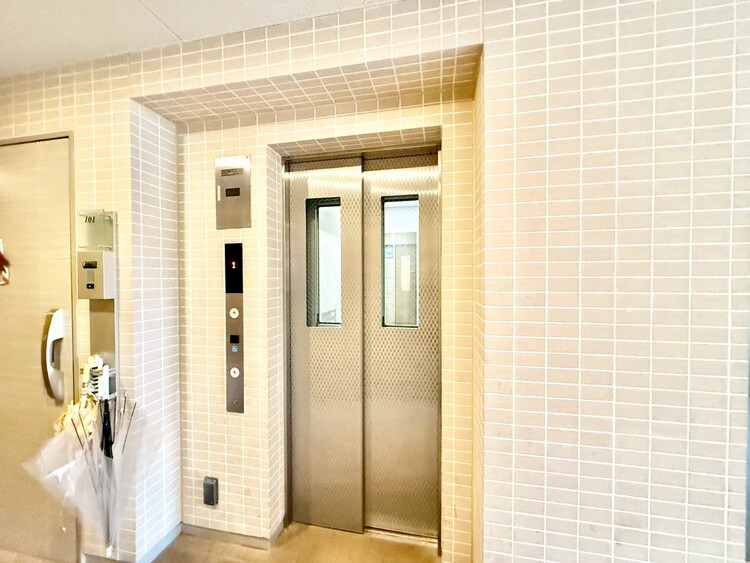 その他 エレベーター完備のため荷物が多くなっても安心。