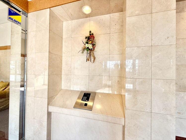 その他 オートロックついていますので、セキュリティ面でも安心です。