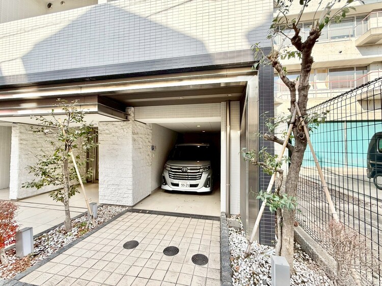 その他 駐車スペースが嬉しいですね。※空き状況は都度ご確認下さい。