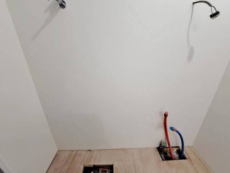 その他 清潔感を感じられる洗面化粧台。