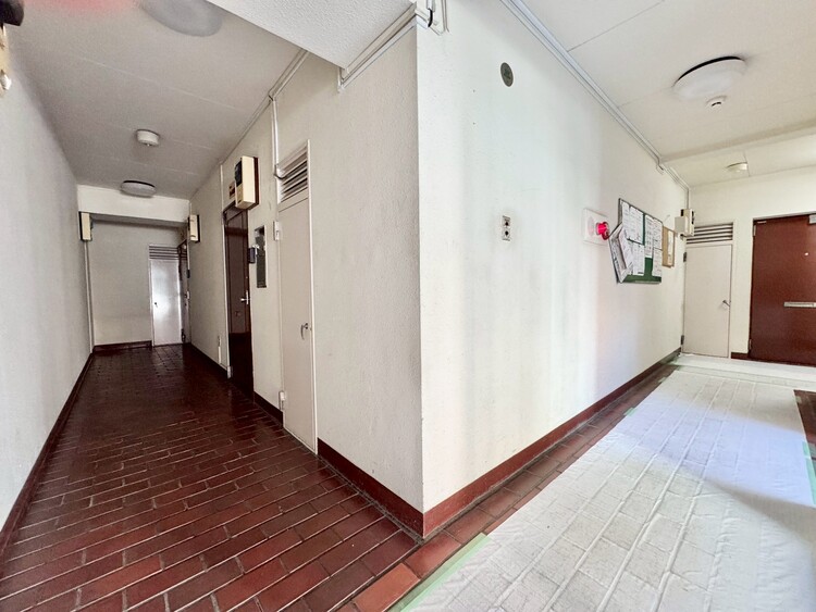 その他 館内は静寂な中が保たれており、管理が行き届いている印象を受けました。