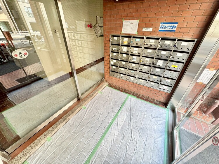 その他 上質感漂う玄関アプローチです。