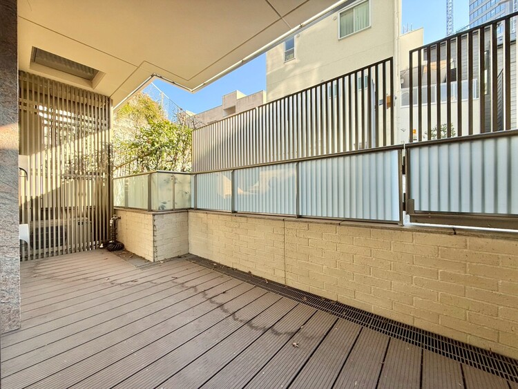 その他 朝の澄んだ空気や、夕方に吹く清々しい風を感じられるバルコニー。