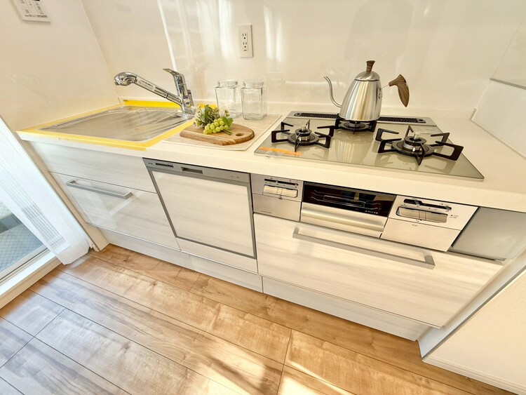 その他 使いやすくスタイリッシュなキッチン空間になっております。