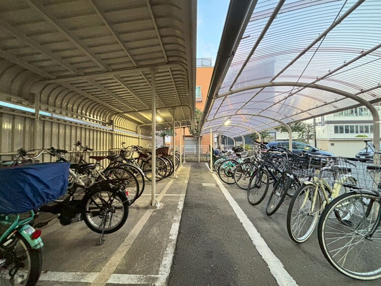 その他 駐輪場も綺麗に整頓されています。※空き状況は都度ご確認下さい。