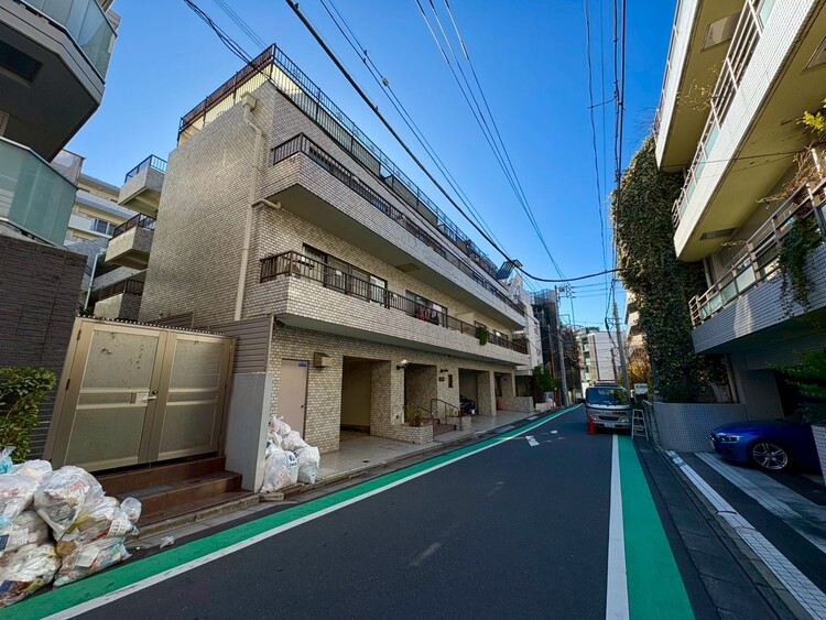 その他 飽きのこないシンプルモダンな外観です。