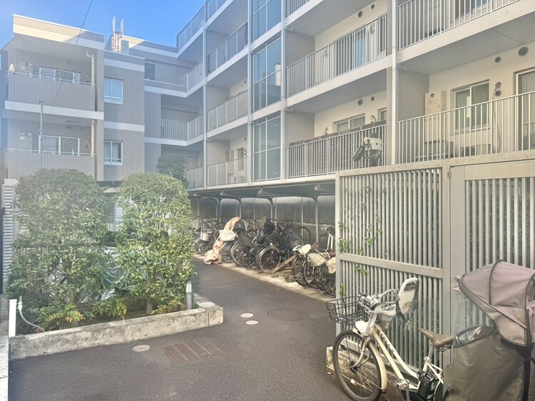 その他 駐輪場も綺麗に整頓されています。※空き状況は都度ご確認下さい。