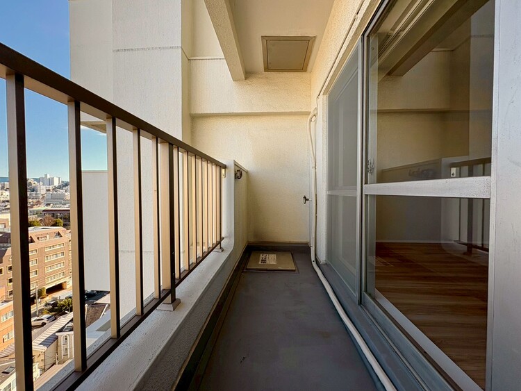 その他 朝の澄んだ空気や、夕方に吹く清々しい風を感じられるバルコニー。