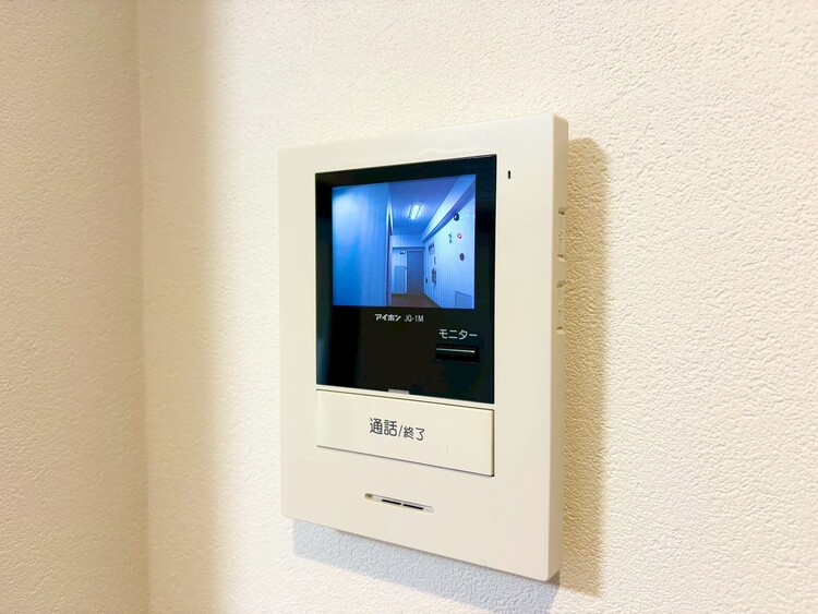 その他 誰が来てもわかる様にモニター付きインターホンを設置。