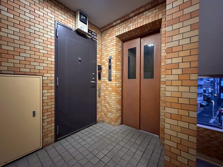 その他 エレベーター完備のため荷物が多くなっても安心。