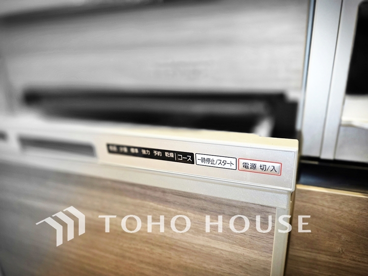 キッチン あなたの創造性を刺激する舞台。最新の機能と美しいデザインが融合し、料理の時間を至福の瞬間に変えます。