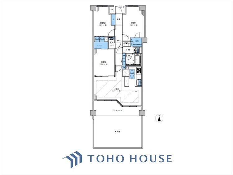 間取り ◆居心地のいい暮らし◆には欠かせない眩い採光。ゆったりとした幅の窓からこの空間に降り注ぐ採光が絶えない。明るいリビングこそ居心地のいい暮らしが待っているのだと思う。