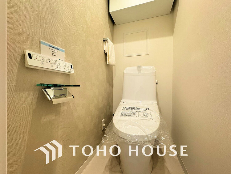 トイレ トイレには快適な温水洗浄便座付