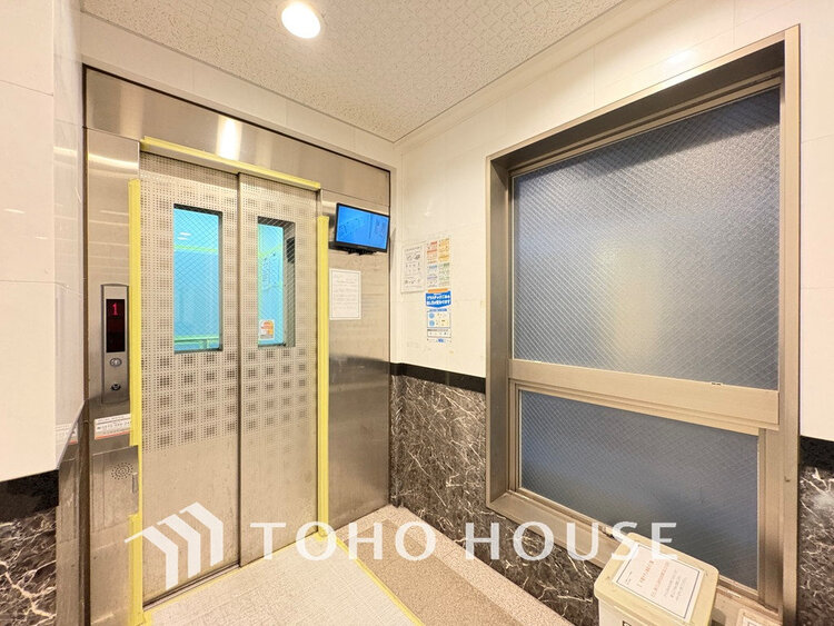 その他 エレベーター