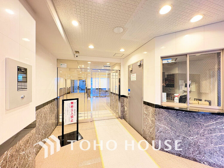 エントランス エントランスはオートロック完備で安心のセキュリティ性