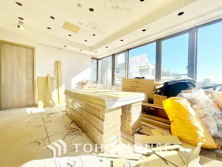 内装 【改装中】◆瀟洒な空間◆落ち着きのある彩が見事に調和させた瀟洒な空間を演出。ここに集まる家族の会話と笑顔が絶え間なく続く幸せな空間。