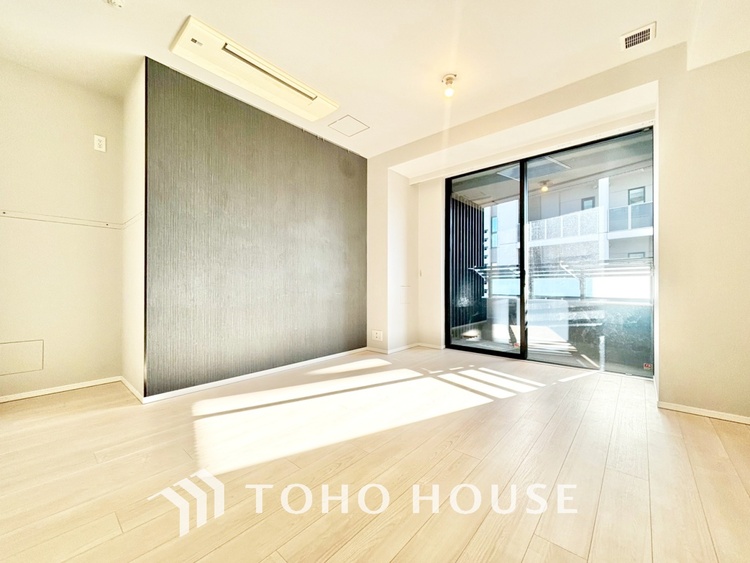 内装 ◆瀟洒な空間◆落ち着きのある彩が見事に調和させた瀟洒な空間を演出。ここに集まる家族の会話と笑顔が絶え間なく続く幸せな空間。