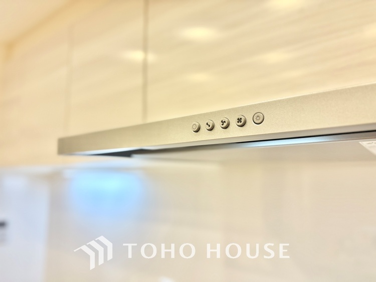 キッチン 五感を刺激する、美食のクリエイティブな場所。ここはただの調理場ではなく、豊かな人生を紡ぐための特別な空間です。