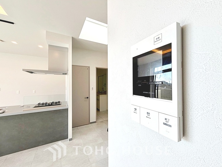 内装 陽光に愛され、環境に恵まれ、家族に包まれた邸宅は、どんなに月日が経っても色褪せる事なく輝きます。