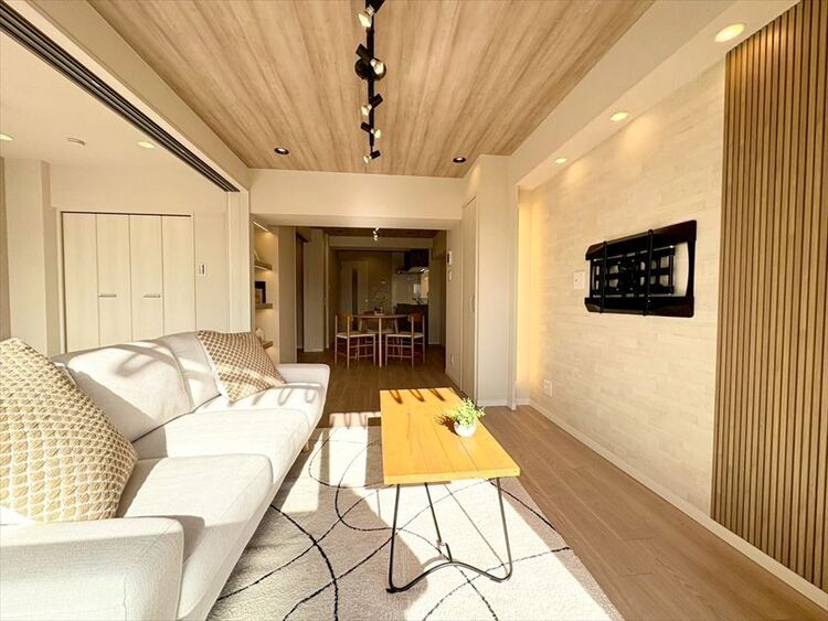 内装 【LIVING】◆家族◆愛する家族を一目で見渡せる。家族が集う空間。永遠に続く幸せな毎日を、ここで。