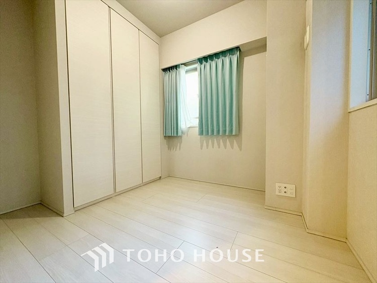 内装 現在改装中◆快適◆な暮らしに不可欠な収納スペース。快適さとともに思い出も詰まっていく。