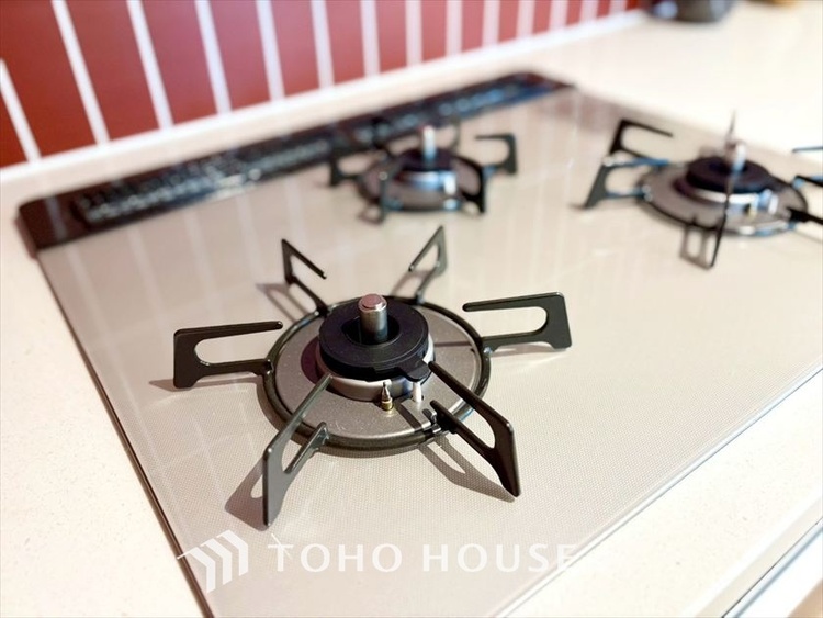 キッチン 【KITCHEN】◆家族のおはよう◆の声を笑顔で迎えてあげられるシステムキッチン。朝ごはんが楽しみでちょっと早起きしたくなるんです。