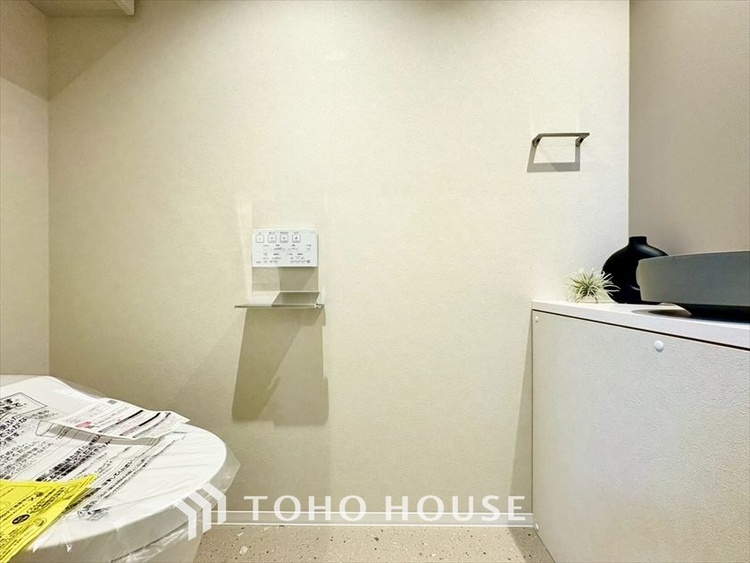 トイレ 【TOILET】◆快適◆な生活に不可欠。節水型の高性能トイレを新設。