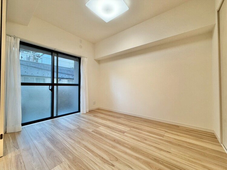 その他 清かで艶やかな時間をもたらしてくれる室内です。