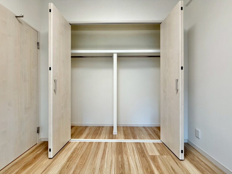 その他 収納スペースが付いていて、お部屋を広く使っていただけます。