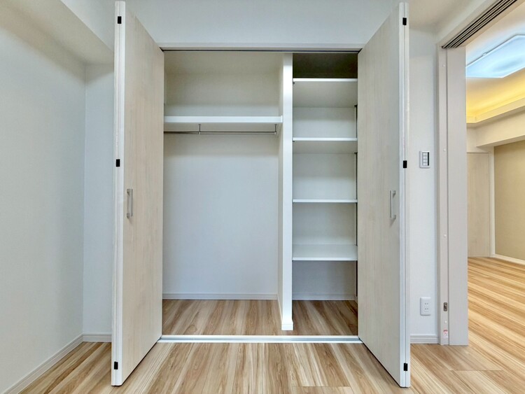 その他 家電やスーツケース、ストック品など何でも片付く嬉しい空間です。