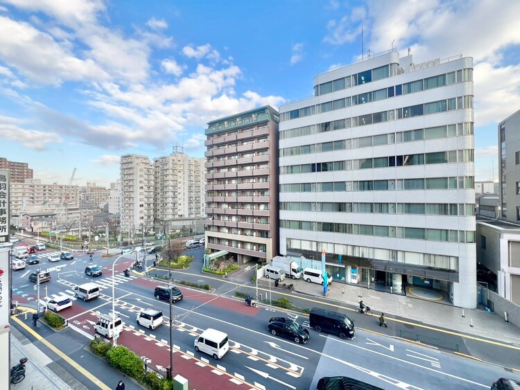 その他 眺望や窓からの景色が良いと、家で過ごす時間も快適です。