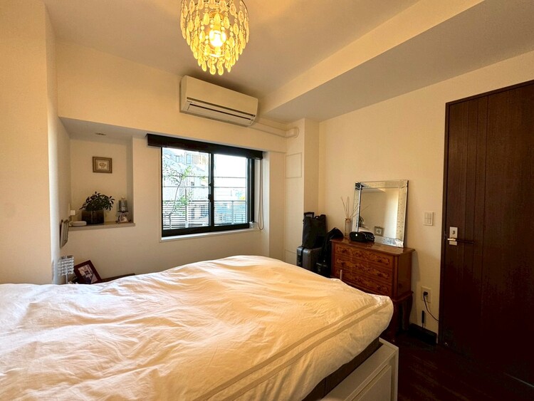 その他 清かで艶やかな時間をもたらしてくれる室内です。