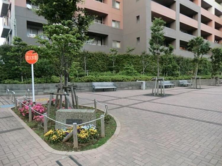 周辺 鶴見中央三丁目第二公園 260m