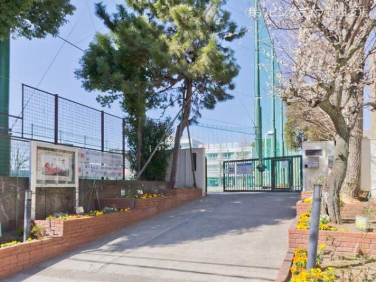 周辺 松濤中学校　760ｍ