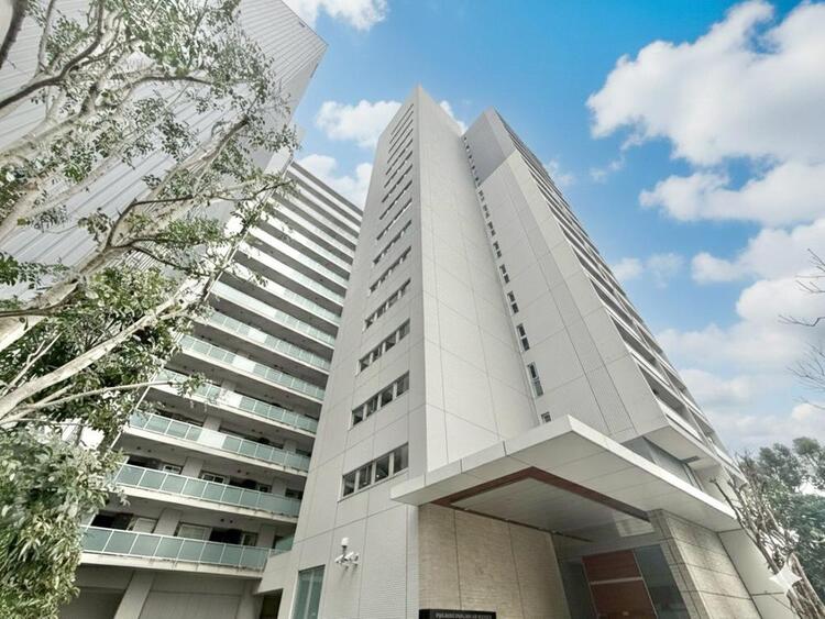 その他 飽きのこないシンプルモダンな外観です。