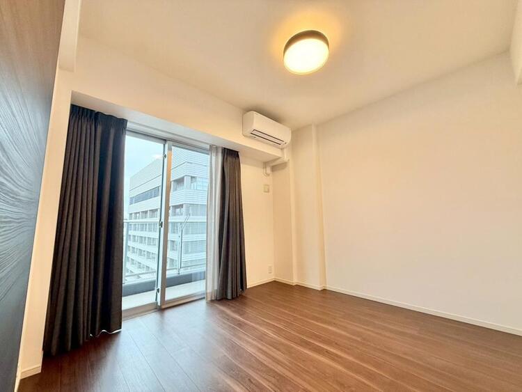 その他 清かで艶やかな時間をもたらしてくれる室内です。