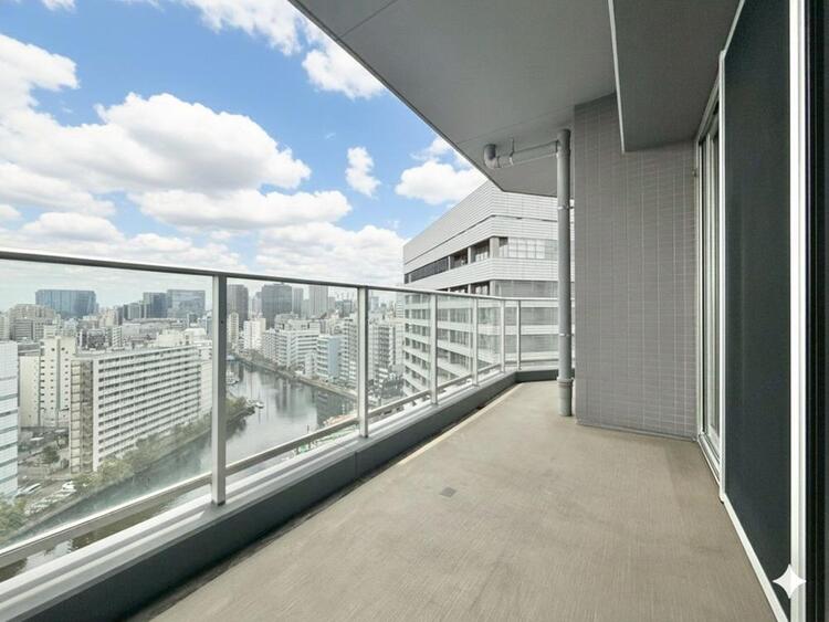 その他 朝の澄んだ空気や、夕方に吹く清々しい風を感じられるバルコニー。