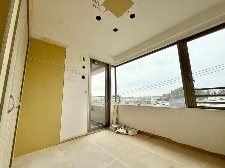 その他 清かで艶やかな時間をもたらしてくれる室内です。