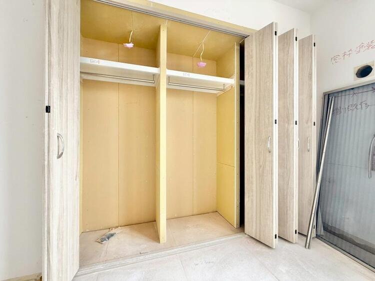 その他 収納スペースが付いていて、お部屋を広く使っていただけます。