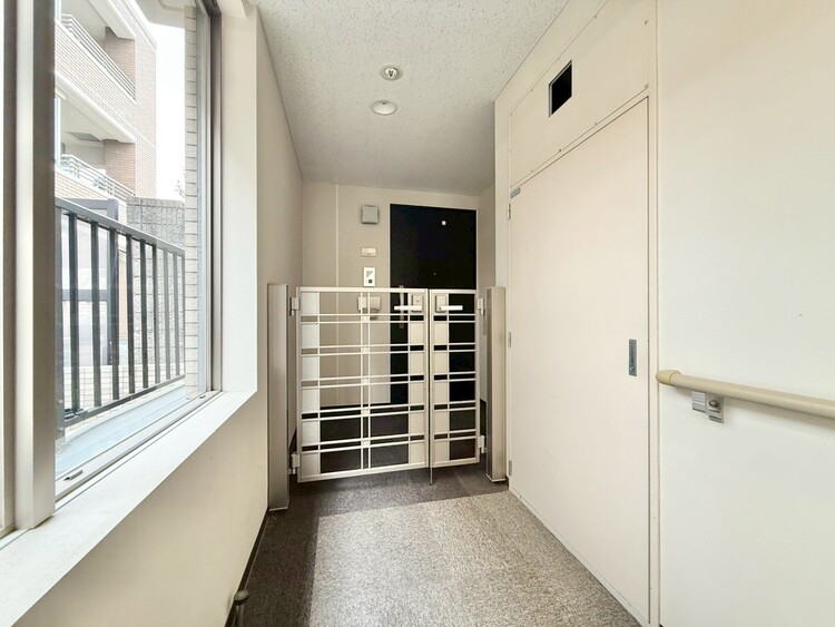 その他 清潔感のある落ち着いた雰囲気の玄関です。