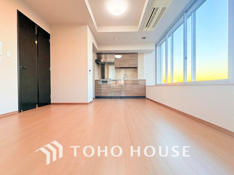 内装 ゆったりとくつろげる上質なリビングダイニング