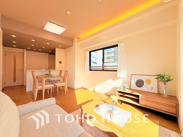 内装 家族みんなが爽やかに過ごせるように、光をたっぷり取り込んだLDK