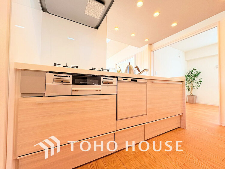 キッチン シンプルな部屋の雰囲気に溶け合うナチュラルキッチン