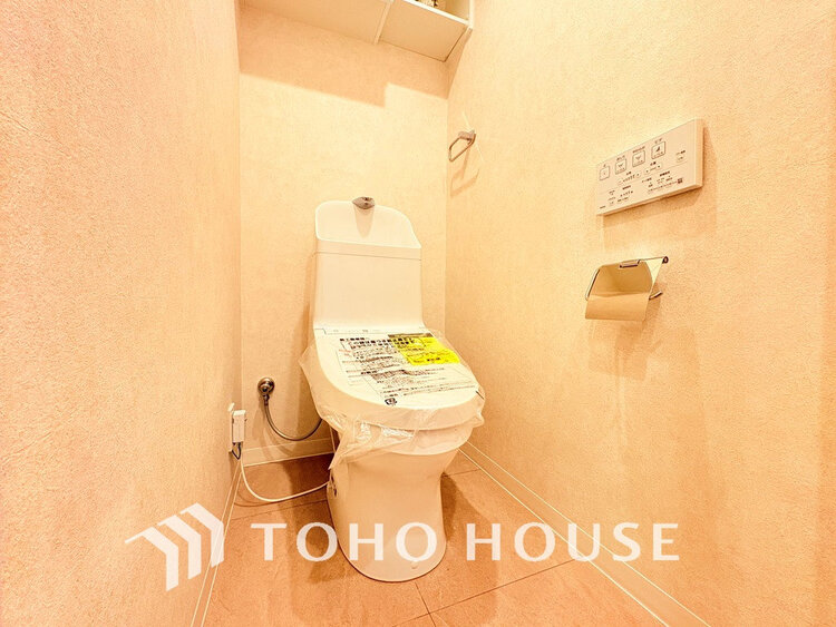 トイレ トイレには快適な温水洗浄便座付