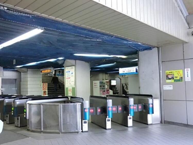 周辺 京浜急行電鉄日ノ出町駅まで徒歩13分（約1040ｍ）